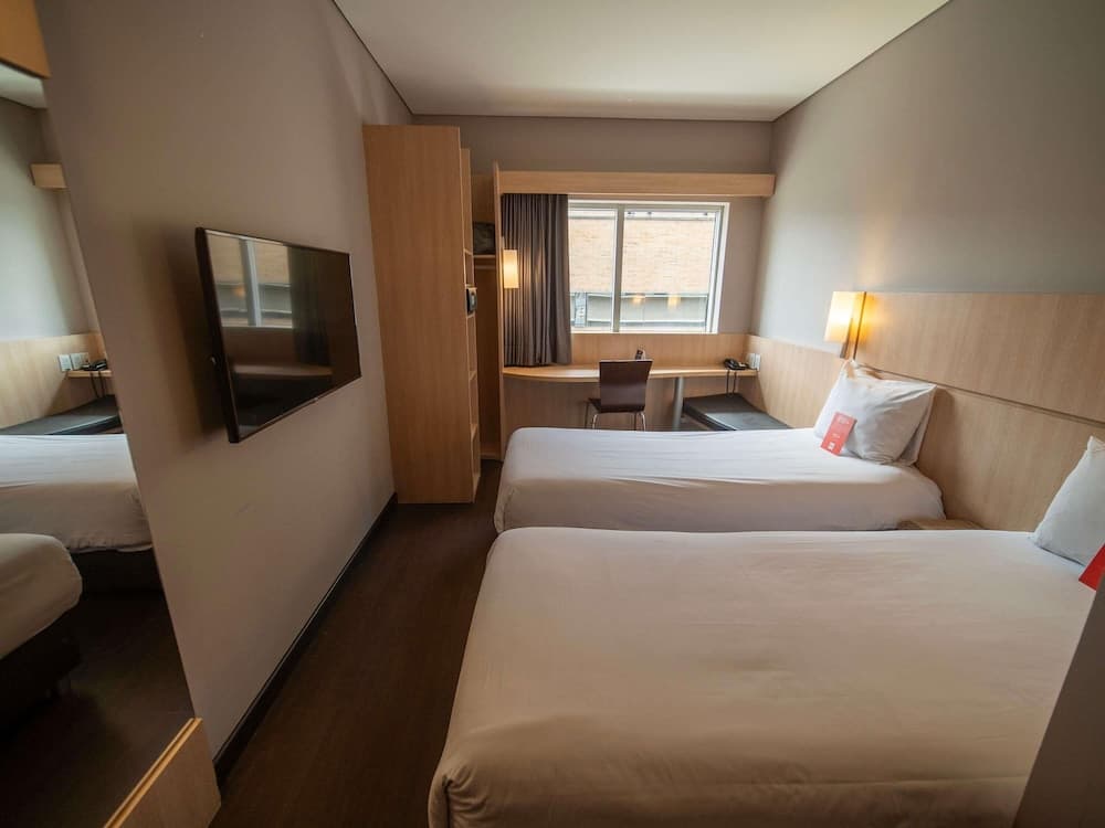 ibis Medellin