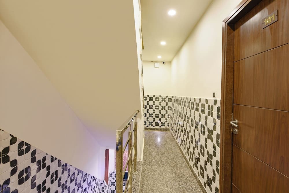 Fabhotel Blue Bell