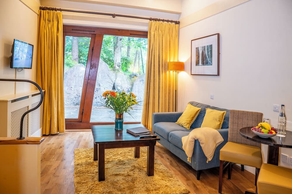 Delphi Resort