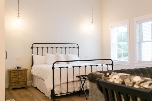 Pine Cove Guest Rooms