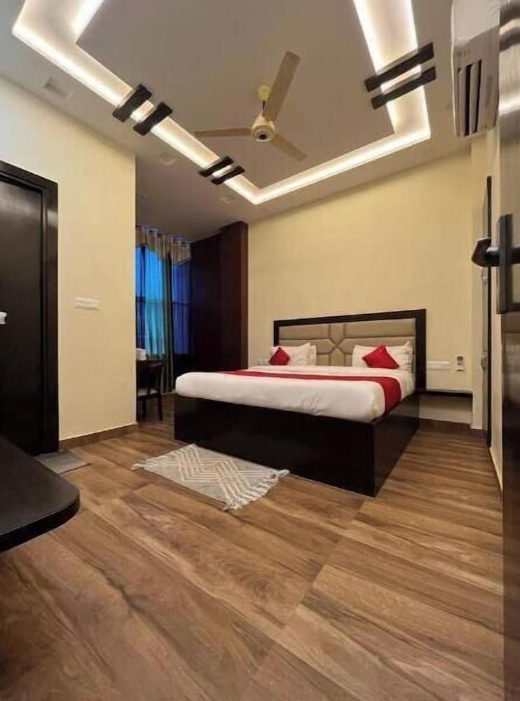 Hotel Mayur Palace