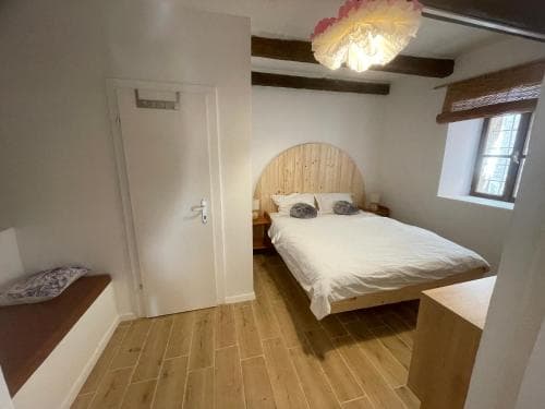Heat Hostel
