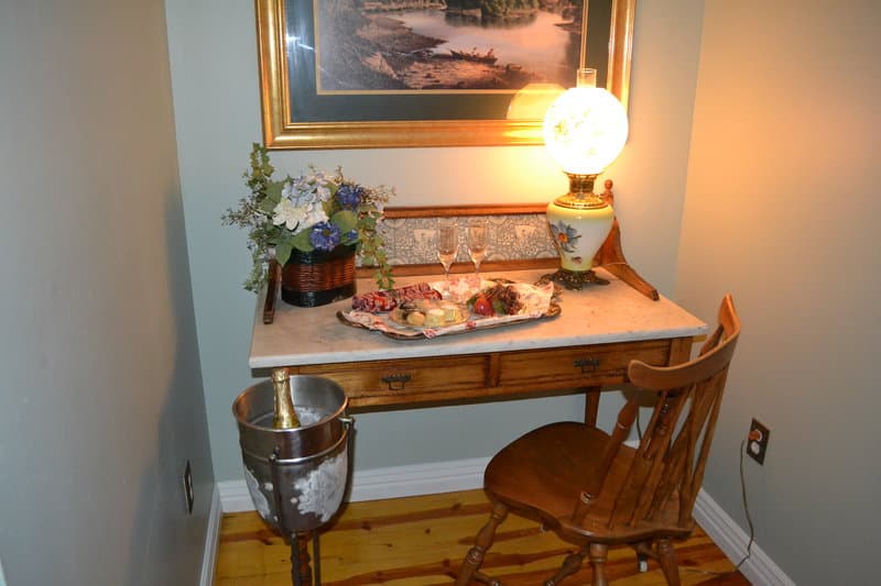 Heritage Inn Bed & Breakfast