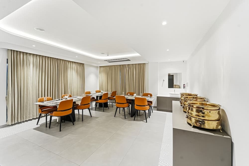 Hotel A Square Rivera