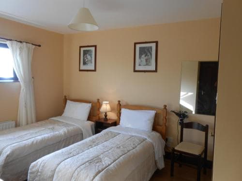 Castleview Golf Course B&B