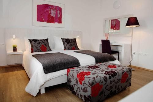 Garni Hotel Dvor