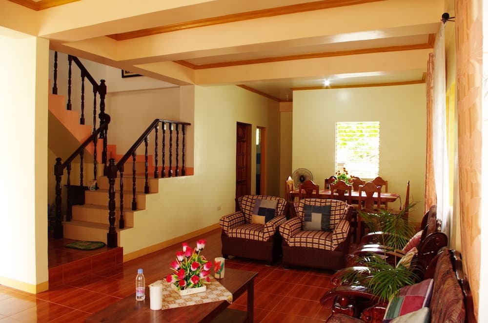 R&E Bed & Breakfast