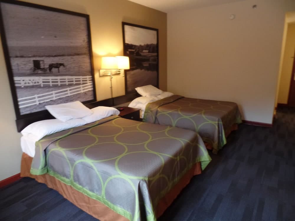 Super 8 by Wyndham Beaver Falls