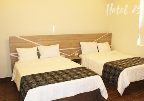 Hotel 25