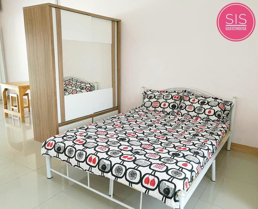 SIS Guesthouse