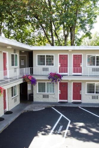 Campus Inn & Suites Eugene Downtown