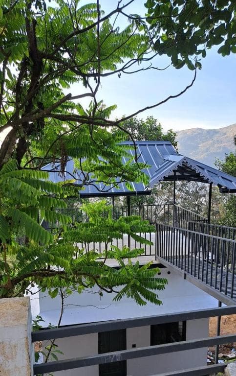 Eadhen Villa
