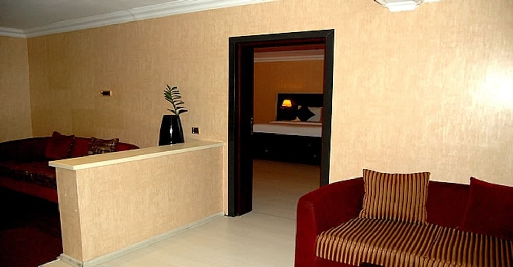 Chesney Hotel
