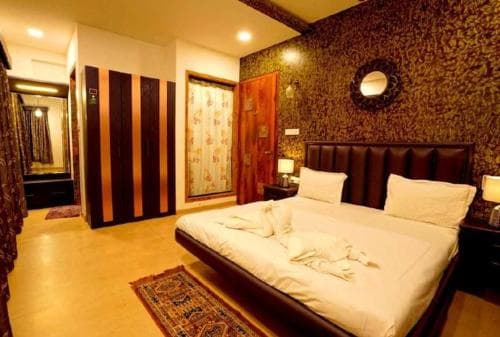 Bee Villa 5Bhk Lonavala