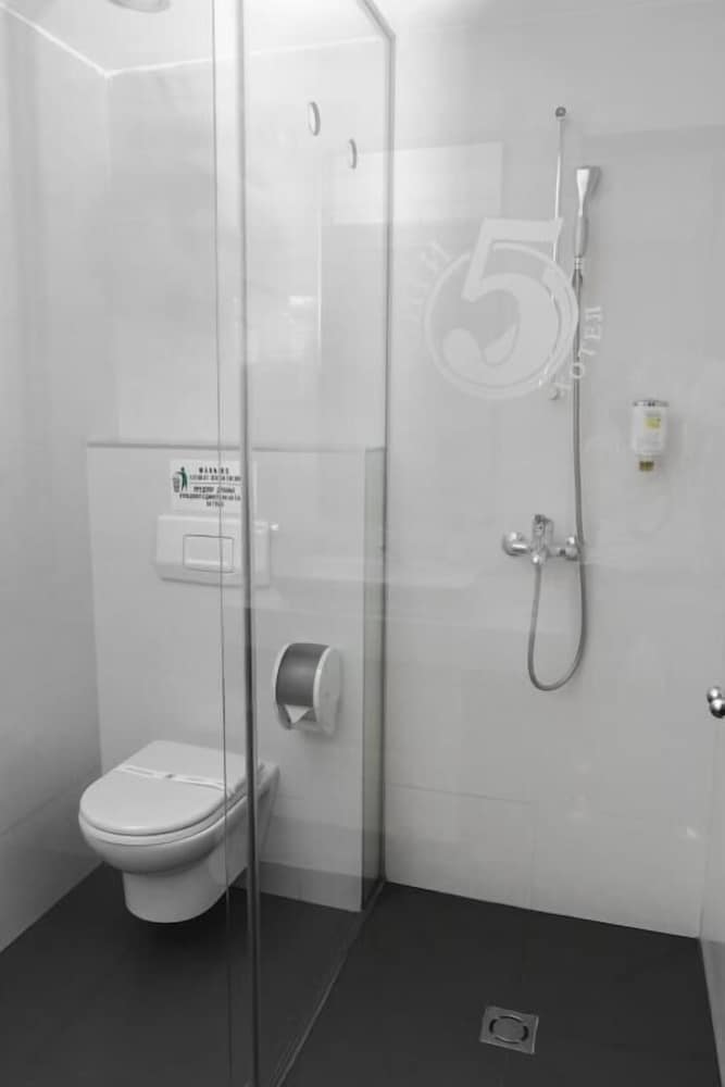 Hotel City 5