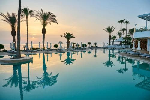 Sunrise Beach Hotel