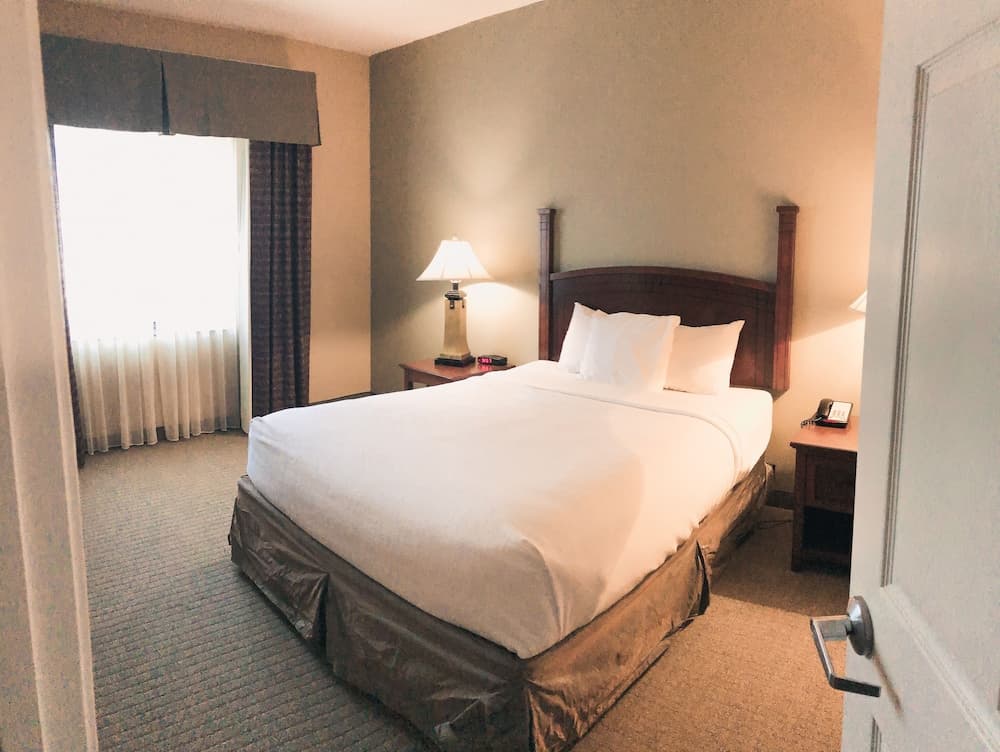 WeStay Suites - Covington/Mandeville