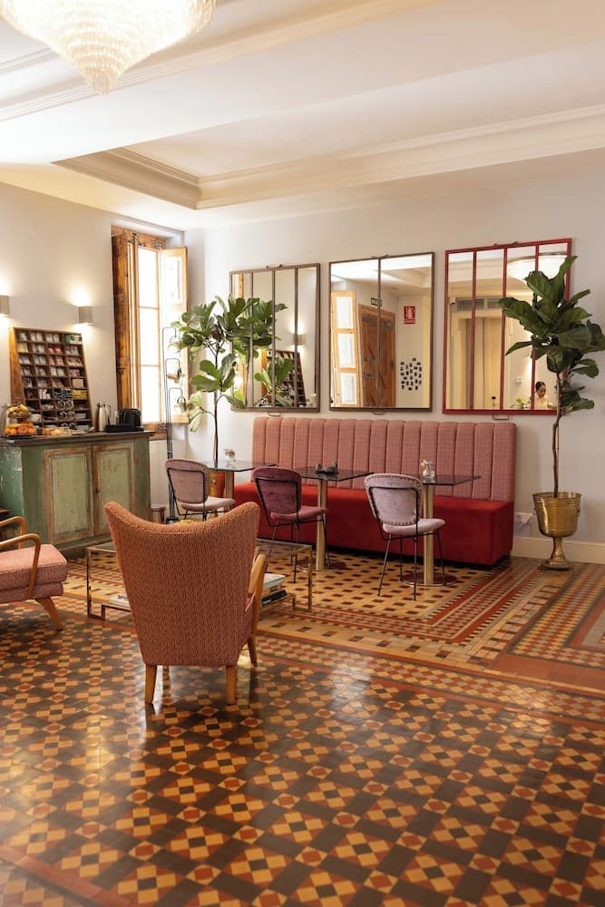 We Boutique Hotel