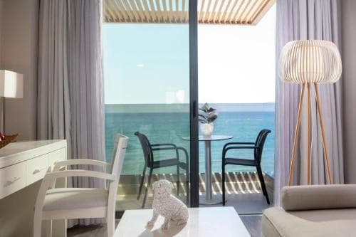 Ammos Suites