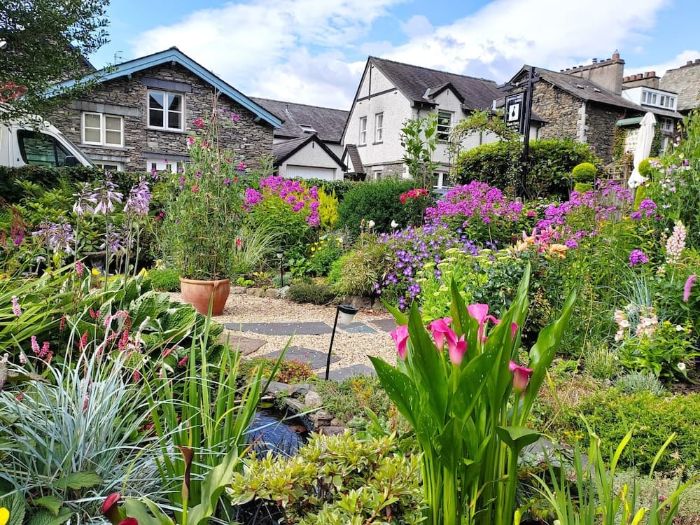 Puddle Duck Lodge – Adults Only