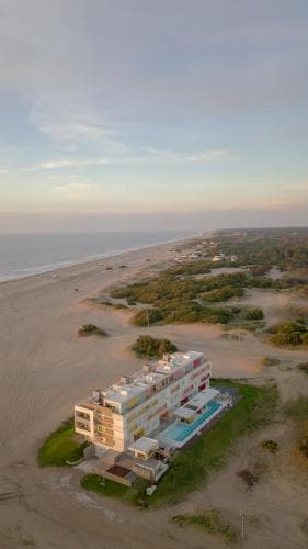 Meca Playa Apart & Spa