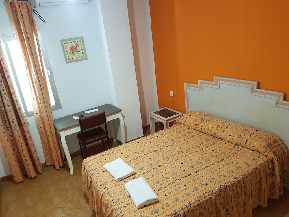 Hostal Los Arcos