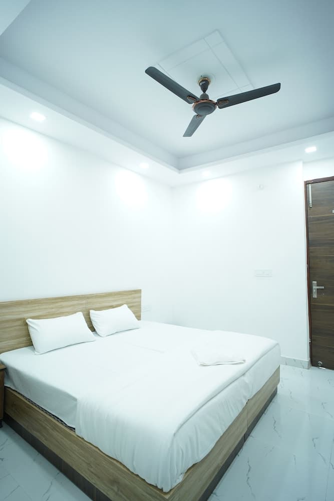 Hotel Silver Crown
