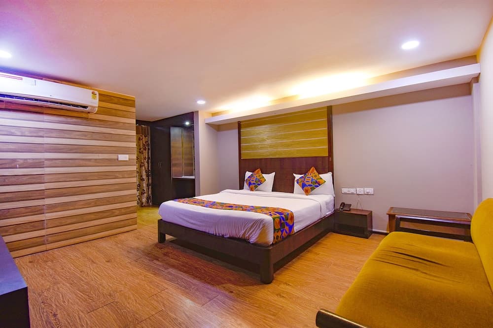 FabExpress Ocean Residency Colva