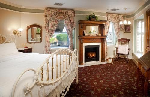 Dorymans Oceanfront Inn