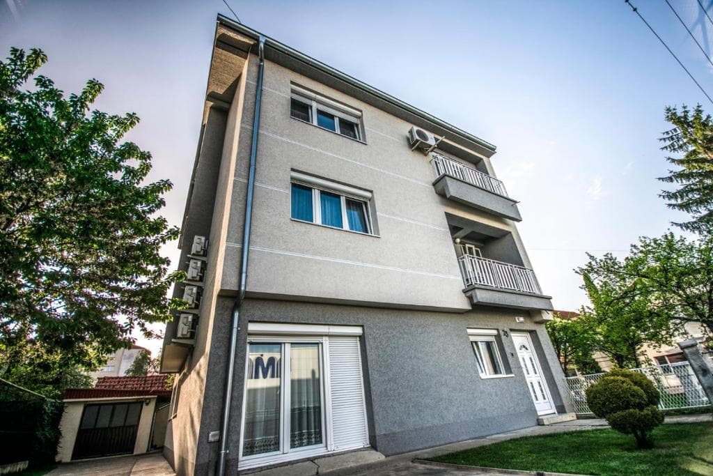 Apartments Ivan