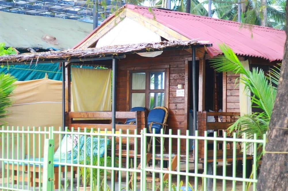 Sami Beach Huts