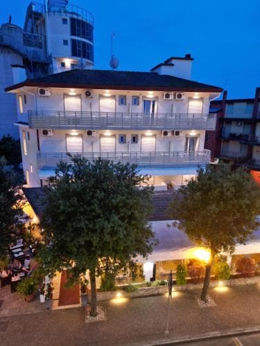Hotel Berna