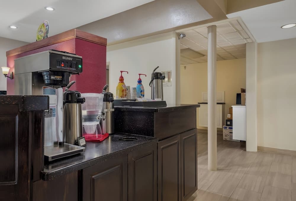 Ramada by Wyndham Painted Post Corning