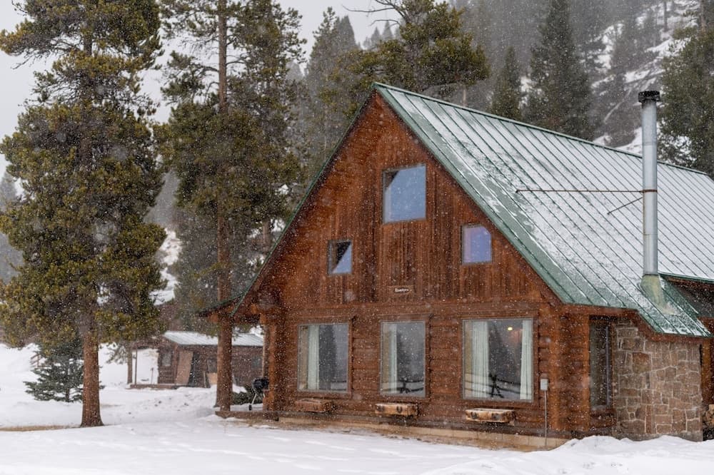 320 Guest Ranch