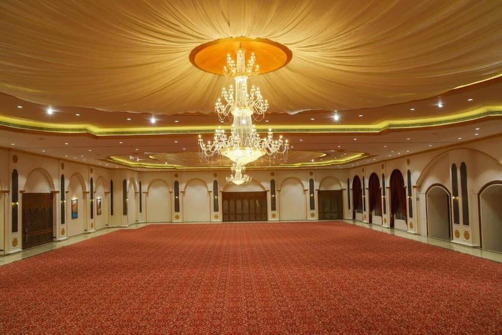 Ratna Vilas Palace