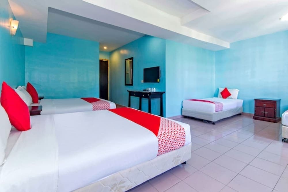 Oyo 252 Lotus Hotel