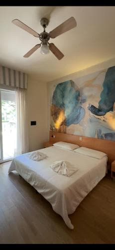 La Maison Hotel