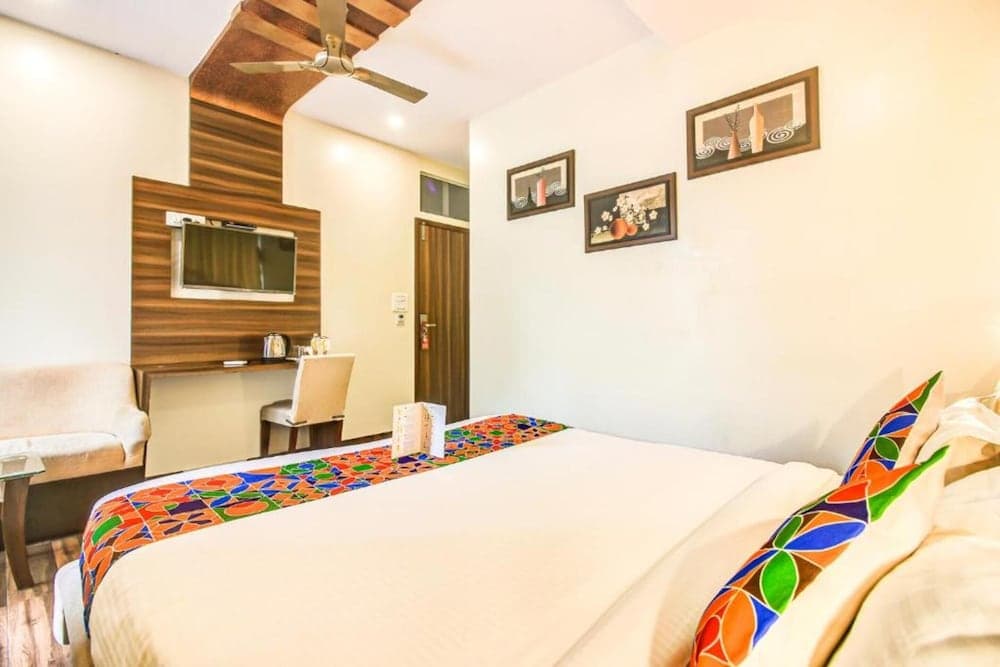 New Axis By Glitz Hotels