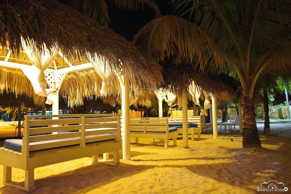 Arenas Beach Hotel