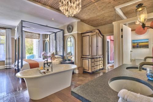 Hout Bay Manor