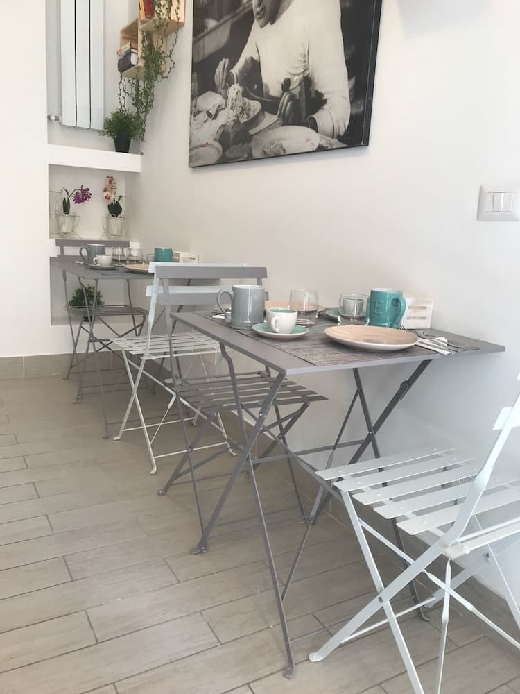 Dea Flora B&B