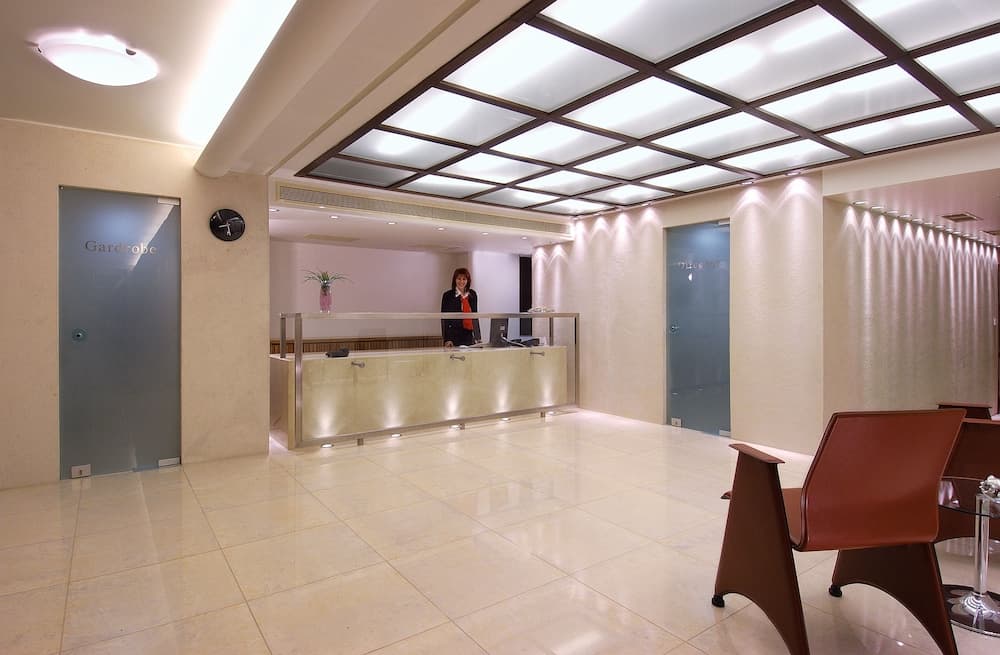 Atrion Hotel
