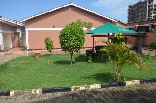 Yam Hotel