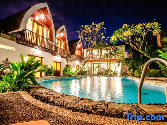 Neo Bintang Bungalow Cafe and Pool