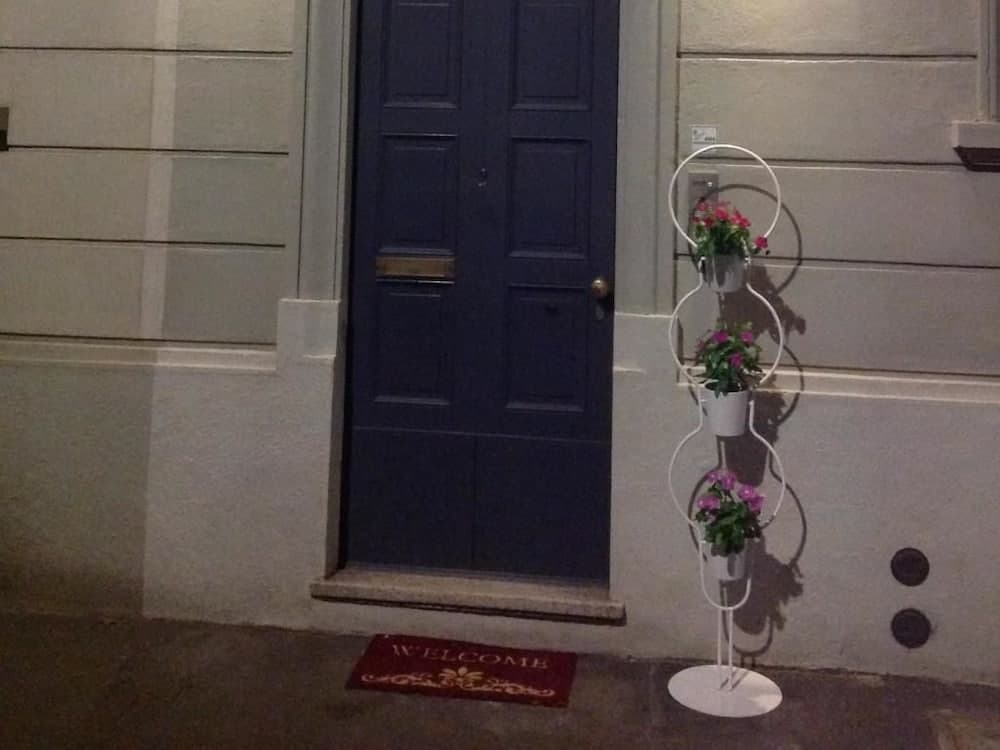 Hostel Lumiere