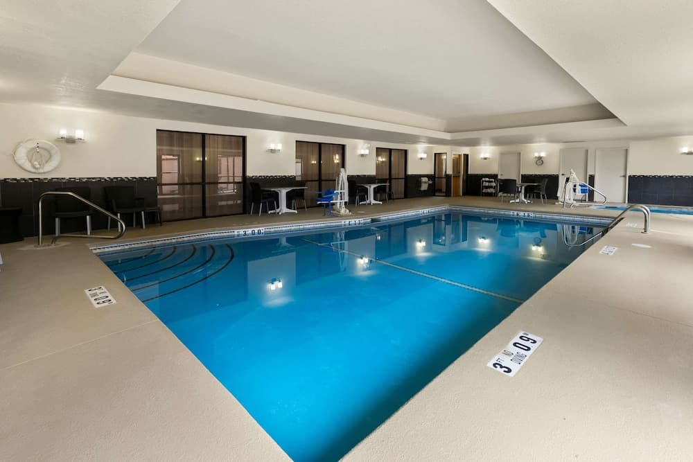 Comfort Suites Commerce