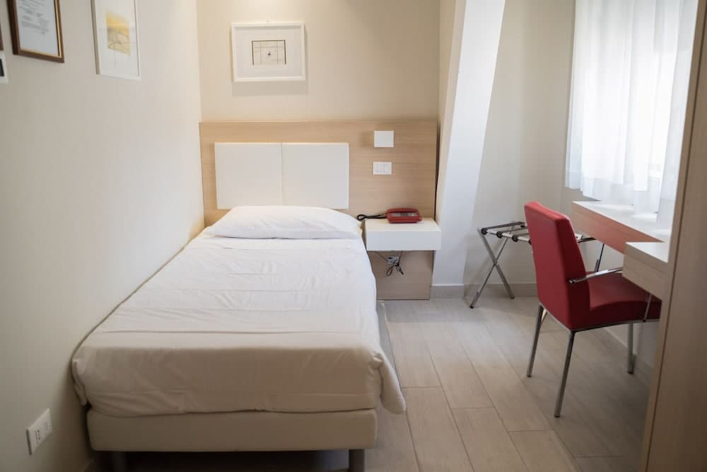 Hotel  Mediterraneo