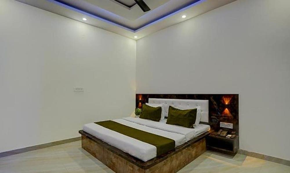 FabHotel Vihaan Regency