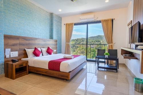 Hotel Woodlark