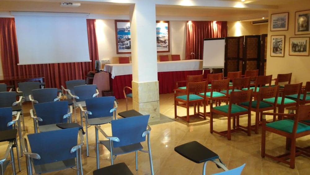 Argos Hotel